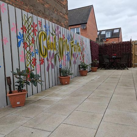 Mairead - Cosy Property In Gaeltacht Quarter Belfast Exterior foto