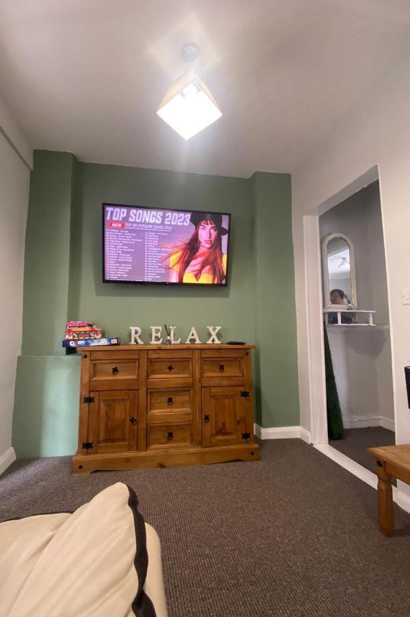 Mairead - Cosy Property In Gaeltacht Quarter Belfast Exterior foto