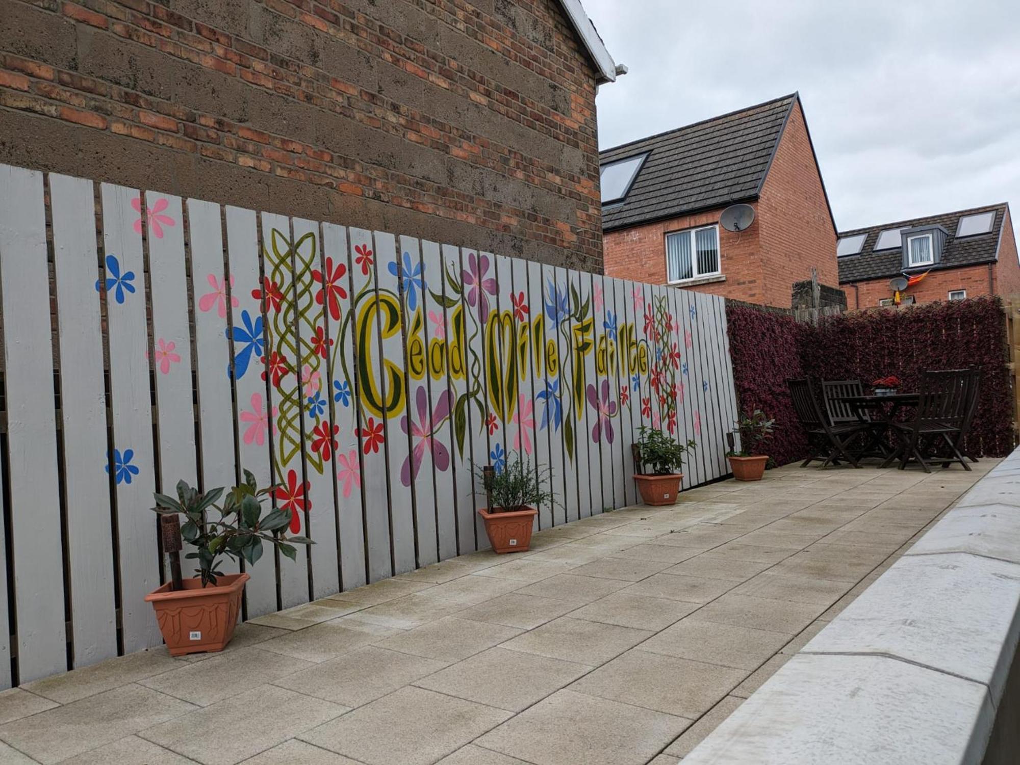 Mairead - Cosy Property In Gaeltacht Quarter Belfast Exterior foto
